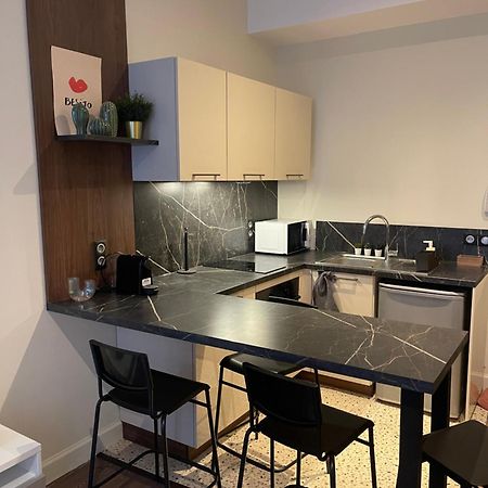 Appartement Au Coeur Du Centre Ville De Carcassonne Extérieur photo