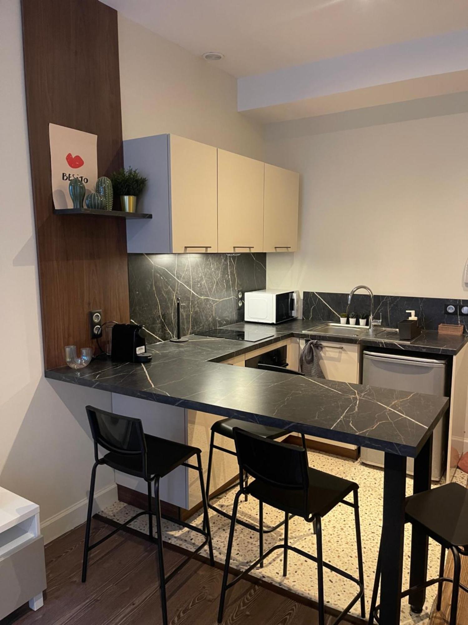 Appartement Au Coeur Du Centre Ville De Carcassonne Extérieur photo